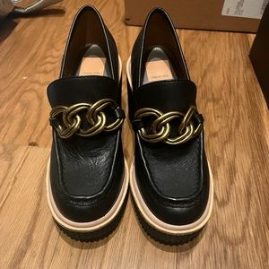 Dolce Vita Brenan Wedge- Size 7- Black